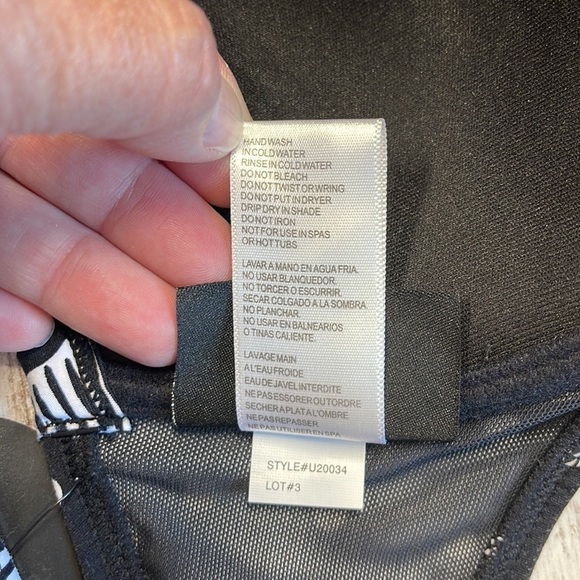 Coco Reef NWT Divine Power Black Multi Polka Dot Underwire Bikini Top 32/24D - Picture 9 of 9